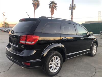 2015 Dodge Journey SXT  3rd row seat - Photo 4 - Ontario, CA 91762