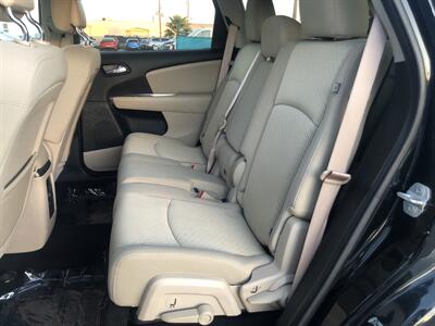 2015 Dodge Journey SXT  3rd row seat - Photo 10 - Ontario, CA 91762