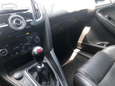 2018 Ford Focus ST   - Photo 11 - Ontario, CA 91762