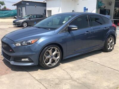 2018 Ford Focus ST   - Photo 2 - Ontario, CA 91762