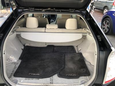 2011 Toyota Prius Three   - Photo 9 - Ontario, CA 91762