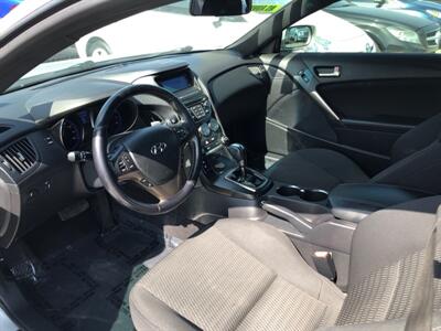 2013 Hyundai Genesis Coupe 2.0T   - Photo 8 - Ontario, CA 91762
