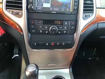 2011 Jeep Grand Cherokee Overland - Photo 10 - Ontario, CA 91762