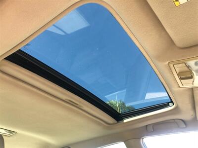 2011 Toyota Avalon Limited - Photo 10 - Ontario, CA 91762