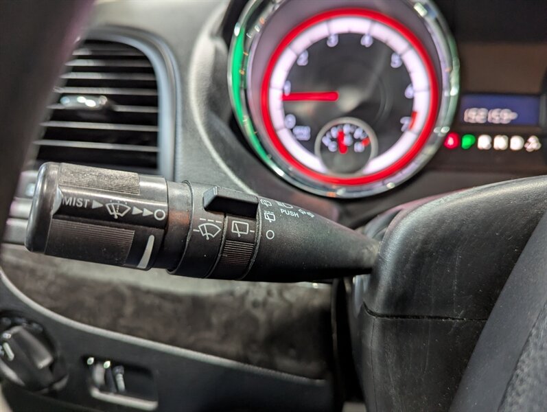 2014 Dodge Grand Caravan SXT   - Photo 17 - Calgary, AB T2B 2Y9