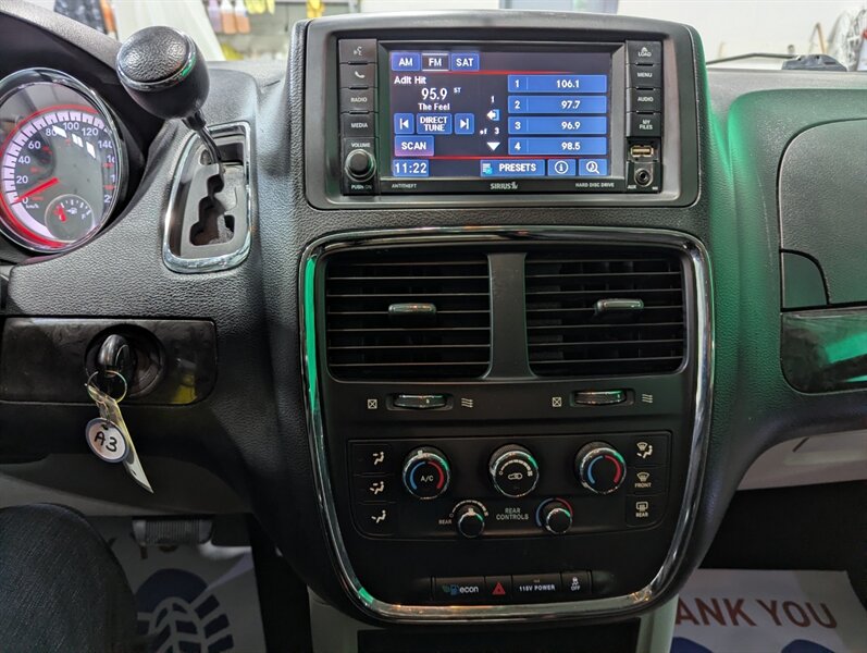 2014 Dodge Grand Caravan SXT   - Photo 19 - Calgary, AB T2B 2Y9