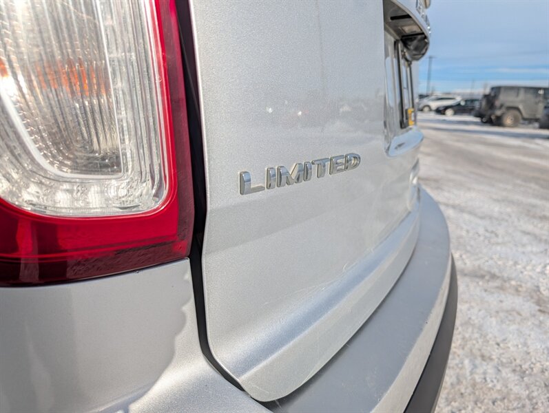 2013 Ford Explorer Limited - Photo 45 - Calgary, AB T2B 2Y9