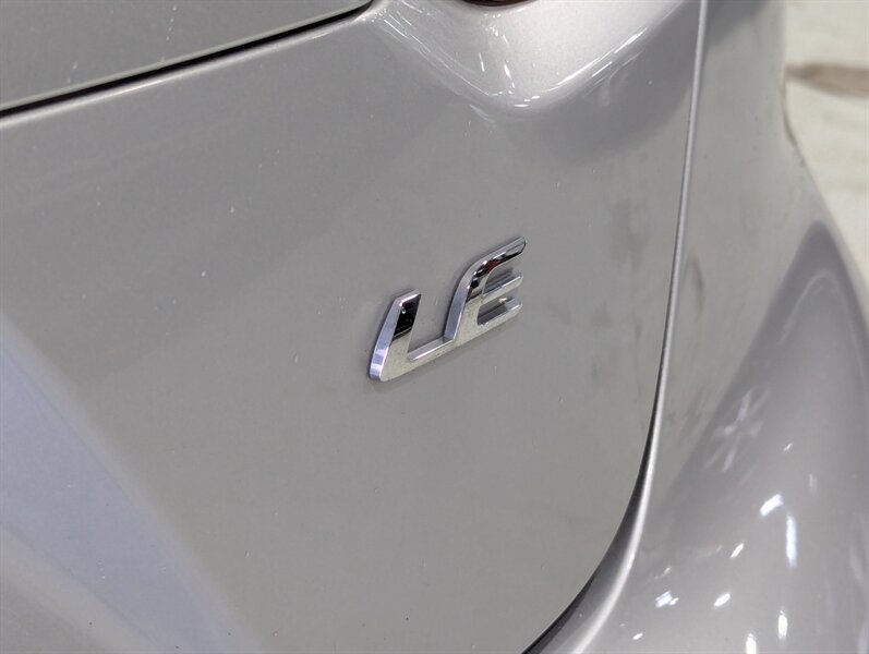 2020 Toyota Corolla LE - Photo 40 - Calgary, AB T2B 2Y9