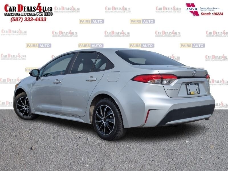 2020 Toyota Corolla LE - Photo 3 - Calgary, AB T2B 2Y9