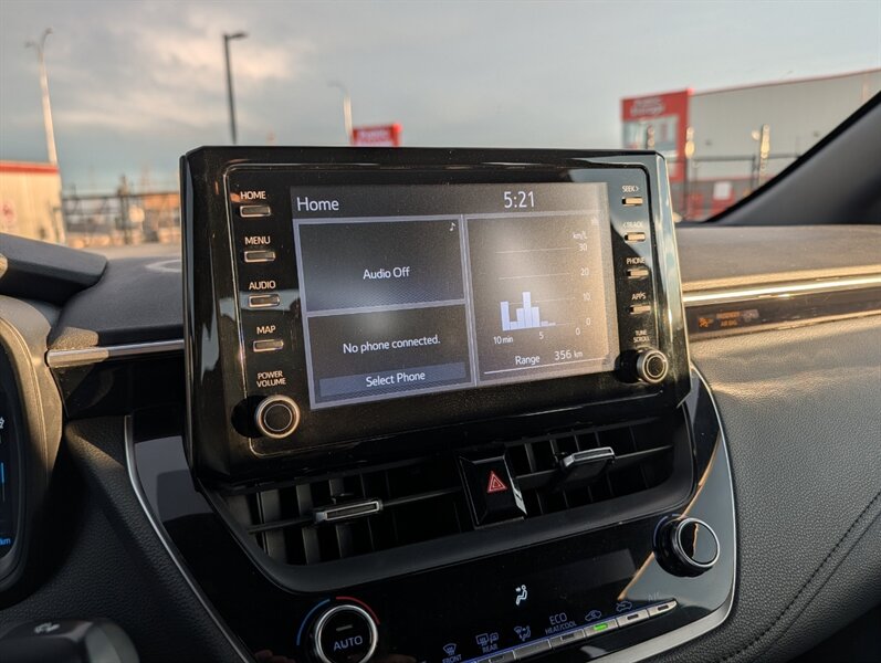 2022 Toyota Corolla SE - Photo 24 - Calgary, AB T2B 2Y9