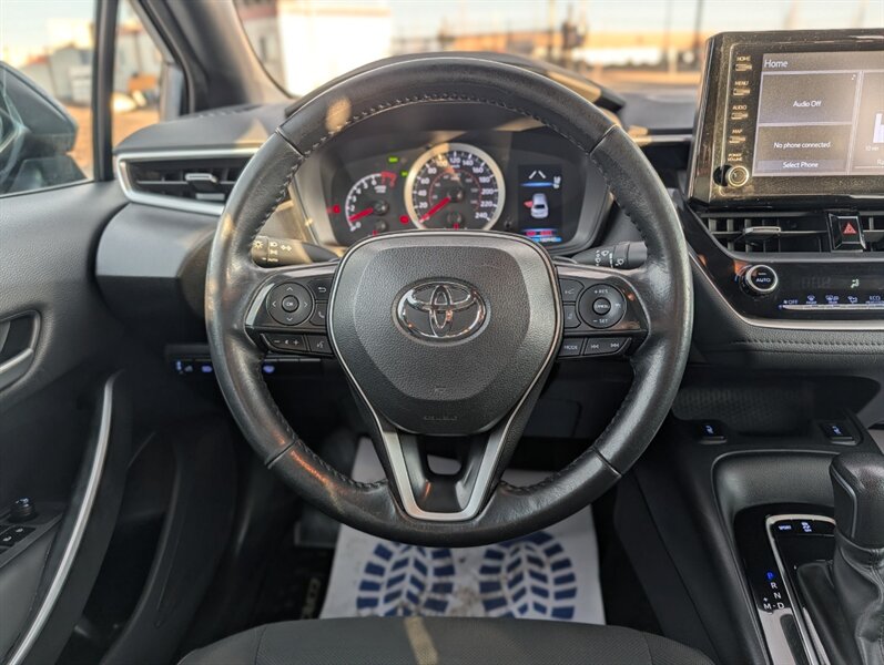 2022 Toyota Corolla SE - Photo 15 - Calgary, AB T2B 2Y9
