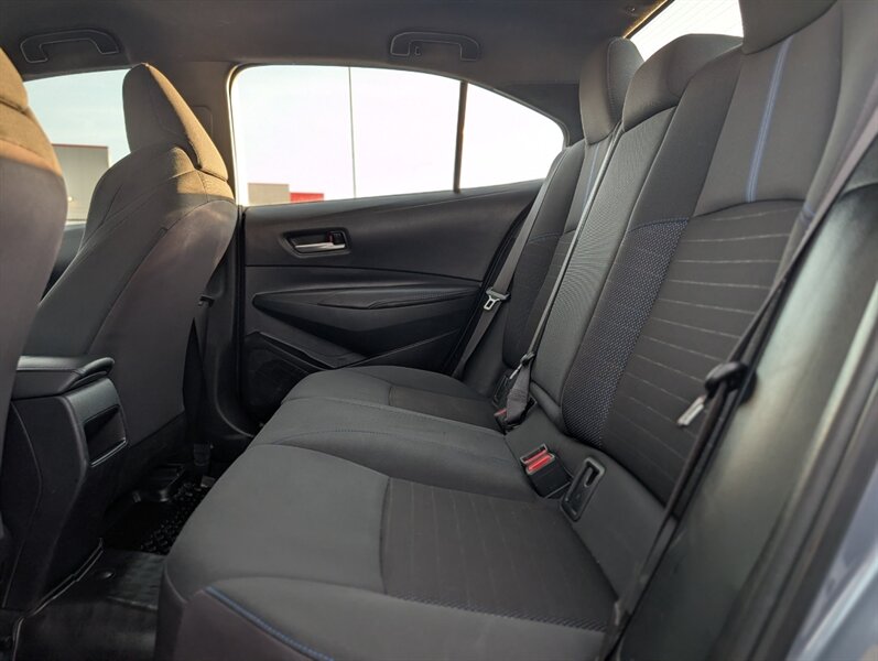 2022 Toyota Corolla SE - Photo 12 - Calgary, AB T2B 2Y9