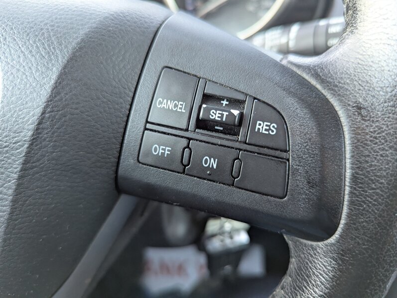 2012 Mazda Mazda3 i Touring - Photo 17 - Calgary, AB T2B 2Y9