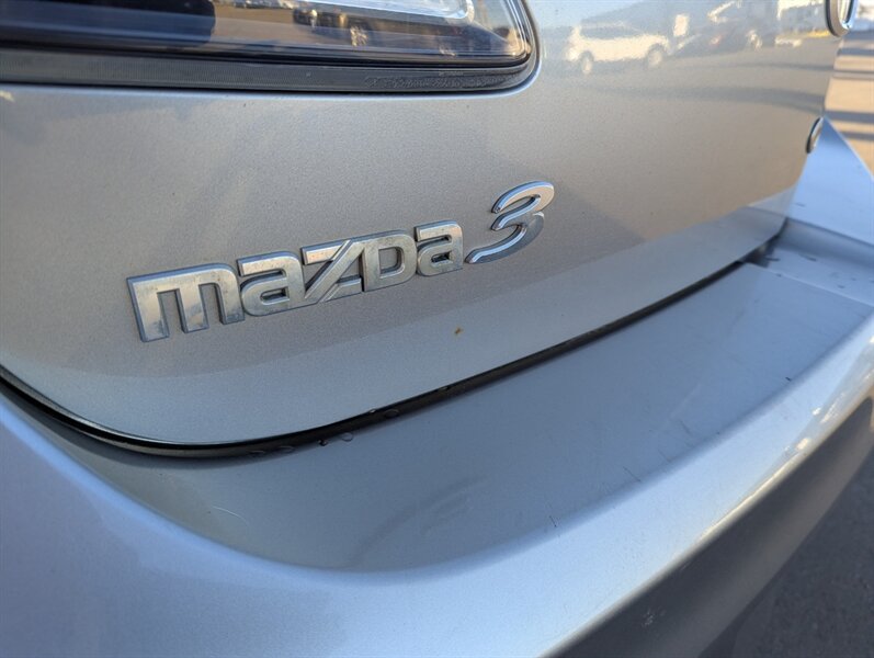 2012 Mazda Mazda3 i Touring - Photo 36 - Calgary, AB T2B 2Y9