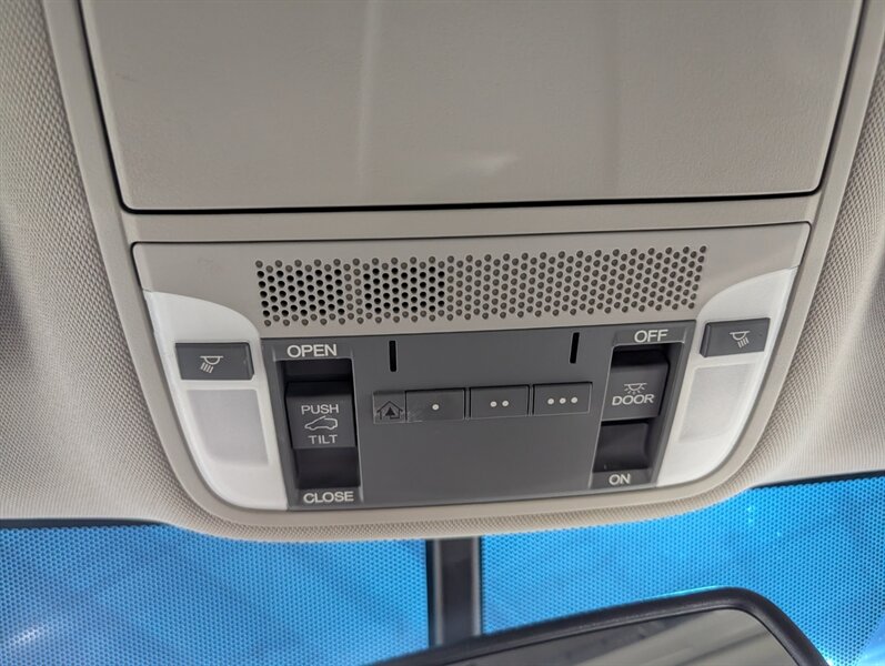 2014 Acura RDX w/Tech - Photo 28 - Calgary, AB T2B 2Y9