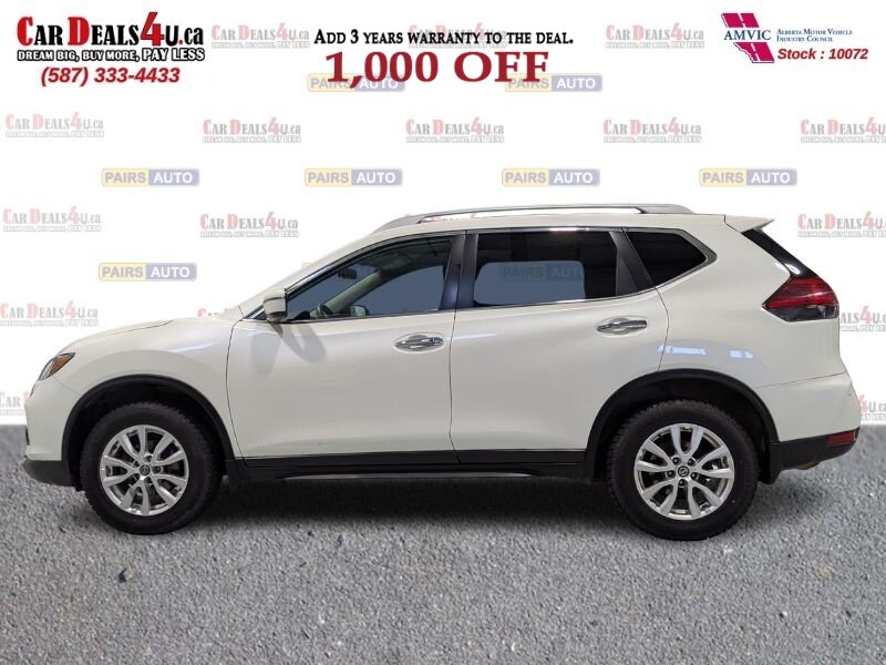 2017 Nissan Rogue SV  