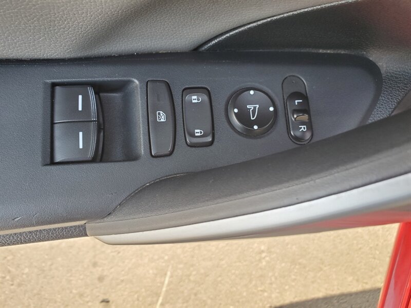 2016 Honda Civic Touring - Photo 10 - Calgary, AB T2B 2Y9