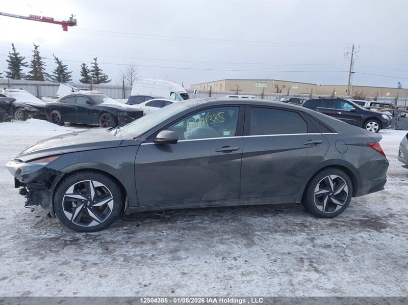 2023 Hyundai ELANTRA SEL - Photo 15 - Calgary, AB T2B 2Y9