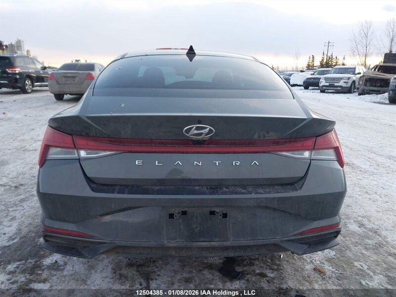 2023 Hyundai ELANTRA SEL - Photo 16 - Calgary, AB T2B 2Y9