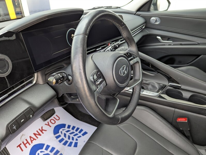2023 Hyundai ELANTRA SEL - Photo 11 - Calgary, AB T2B 2Y9