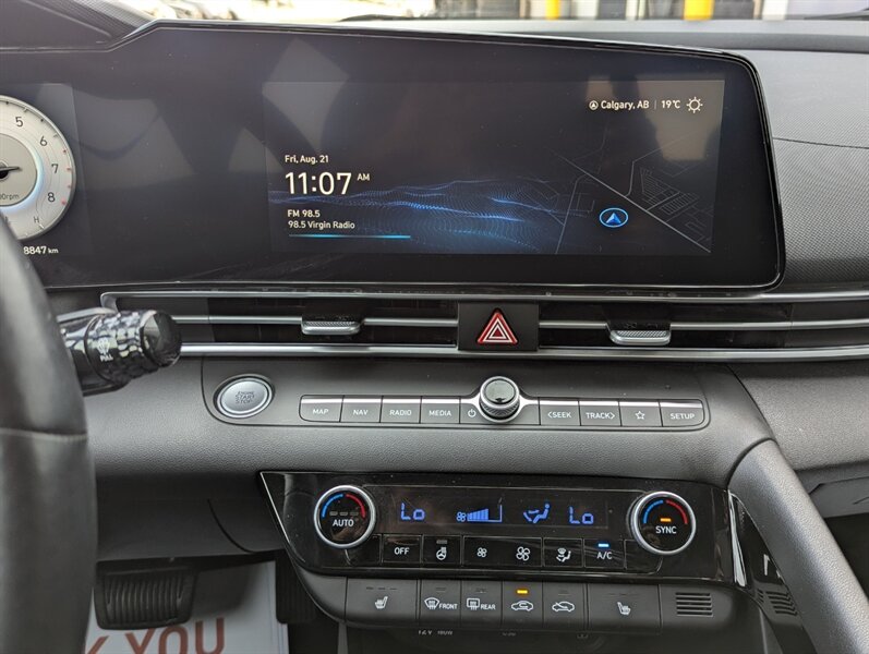 2023 Hyundai ELANTRA SEL - Photo 20 - Calgary, AB T2B 2Y9