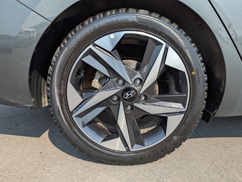 2023 Hyundai ELANTRA SEL - Photo 42 - Calgary, AB T2B 2Y9