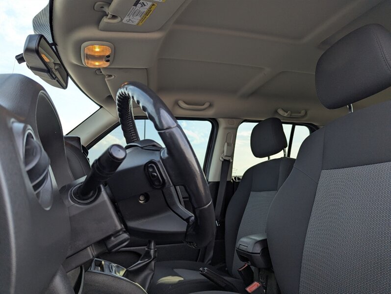 2010 Jeep Patriot Sport - Photo 12 - Calgary, AB T2B 2Y9