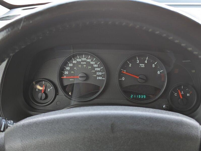 2010 Jeep Patriot Sport - Photo 14 - Calgary, AB T2B 2Y9