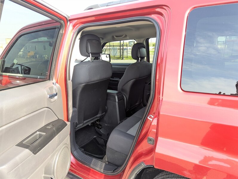 2010 Jeep Patriot Sport - Photo 23 - Calgary, AB T2B 2Y9
