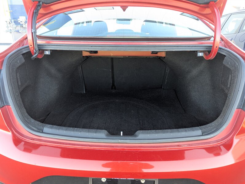 2019 Hyundai ELANTRA SEL   - Photo 37 - Calgary, AB T2B 2Y9