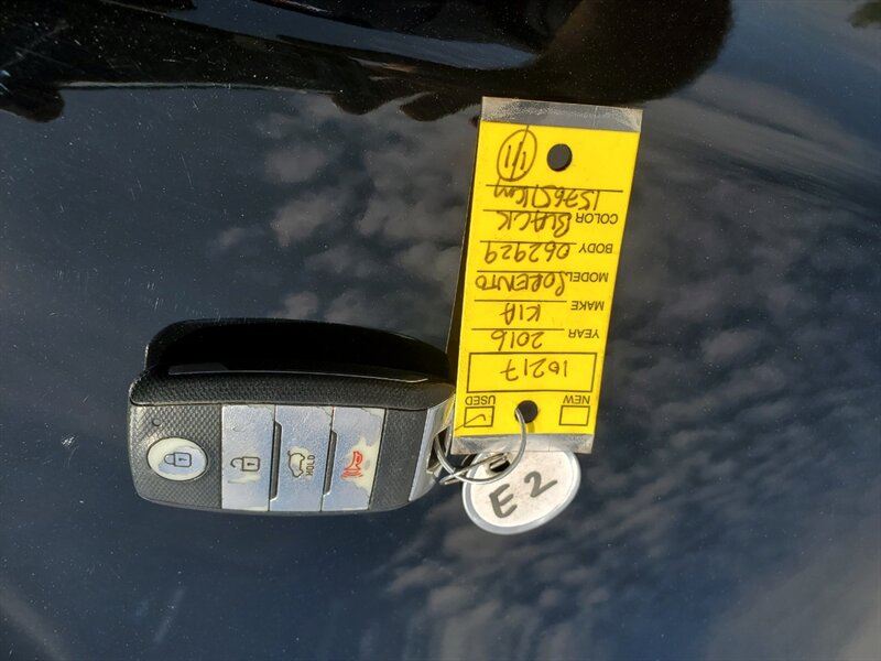 2016 Kia Sorento EX V6 - Photo 21 - Calgary, AB T2B 2Y9