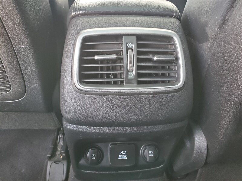 2016 Kia Sorento EX V6 - Photo 32 - Calgary, AB T2B 2Y9