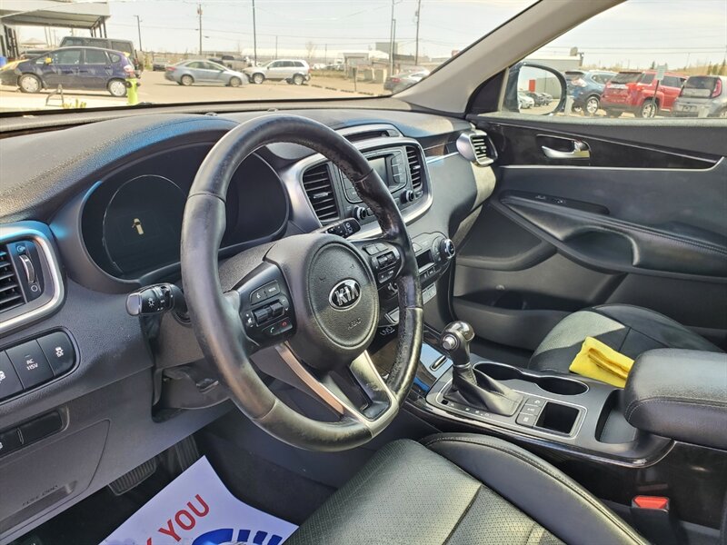 2016 Kia Sorento EX V6 - Photo 12 - Calgary, AB T2B 2Y9