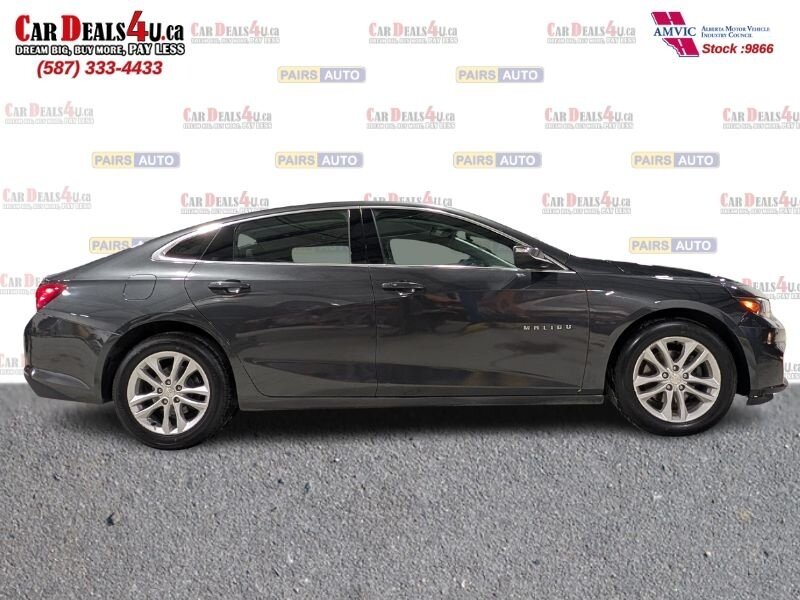 2017 Chevrolet Malibu LT - Photo 4 - Calgary, AB T2B 2Y9