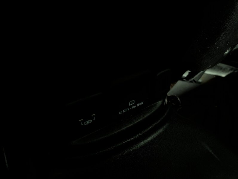 2017 Chevrolet Malibu LT - Photo 17 - Calgary, AB T2B 2Y9