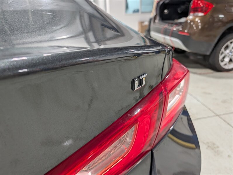 2017 Chevrolet Malibu LT - Photo 35 - Calgary, AB T2B 2Y9