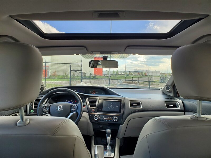 2015 Honda Civic Touring - Photo 34 - Calgary, AB T2B 2Y9