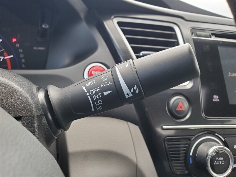 2015 Honda Civic Touring - Photo 21 - Calgary, AB T2B 2Y9