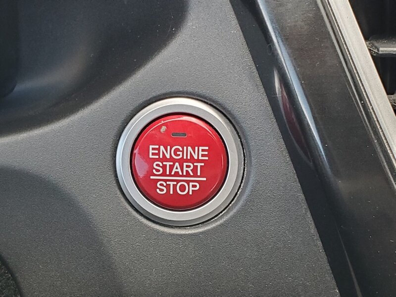 2015 Honda Civic Touring - Photo 23 - Calgary, AB T2B 2Y9