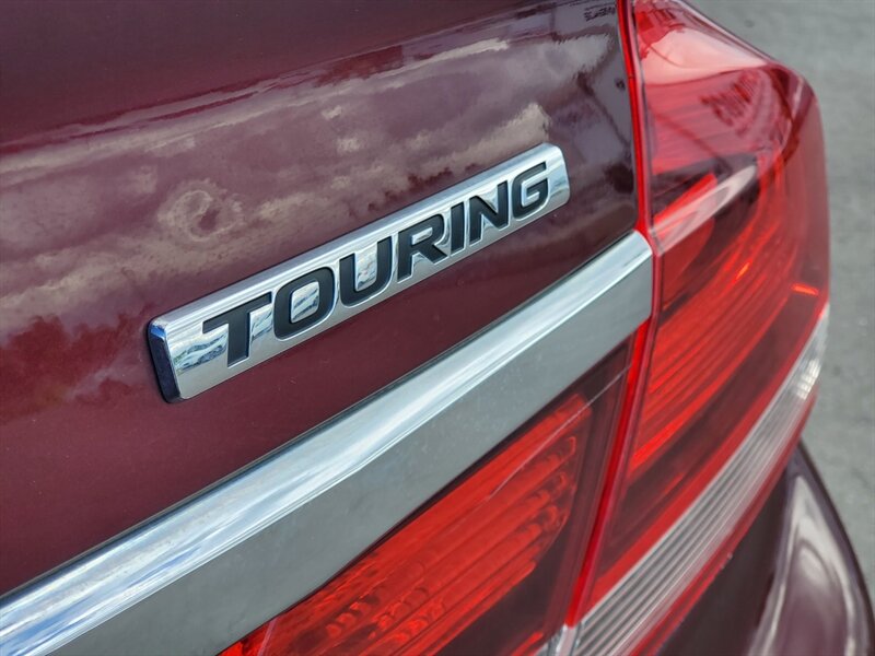 2015 Honda Civic Touring - Photo 41 - Calgary, AB T2B 2Y9