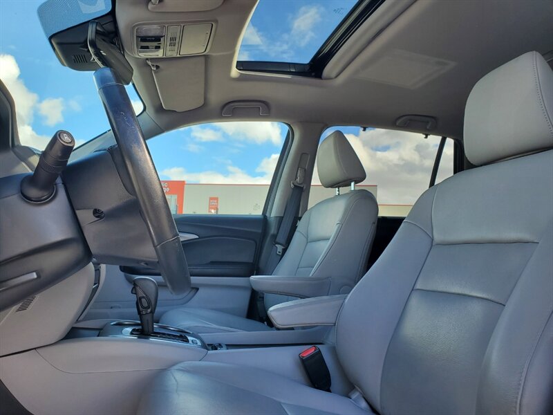 2020 Honda Pilot EX-L w/Navi - Photo 14 - Calgary, AB T2B 2Y9