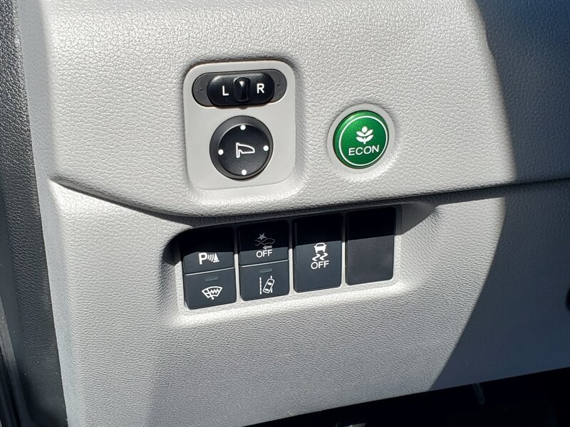 2020 Honda Pilot EX-L w/Navi - Photo 12 - Calgary, AB T2B 2Y9