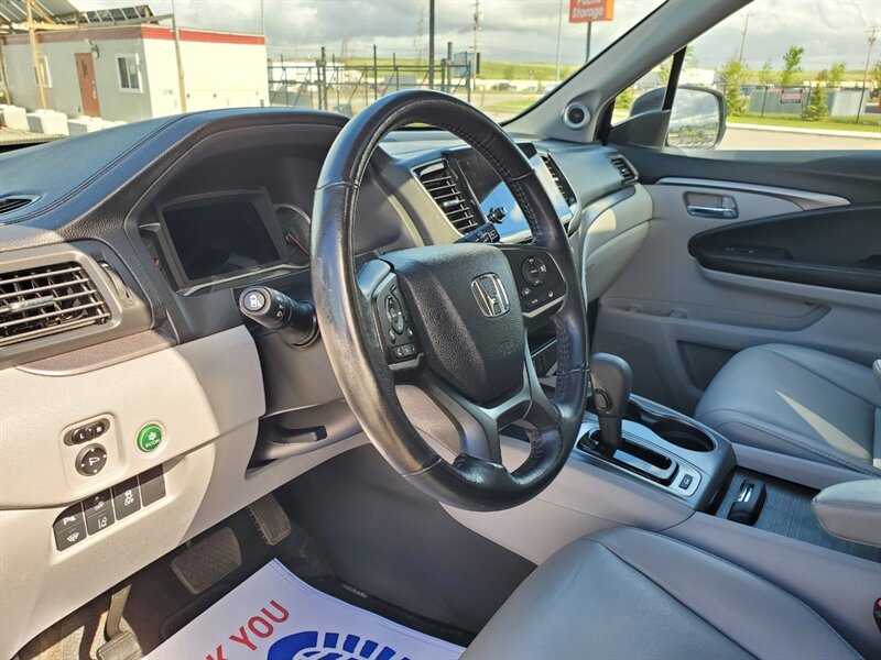 2020 Honda Pilot EX-L w/Navi - Photo 13 - Calgary, AB T2B 2Y9