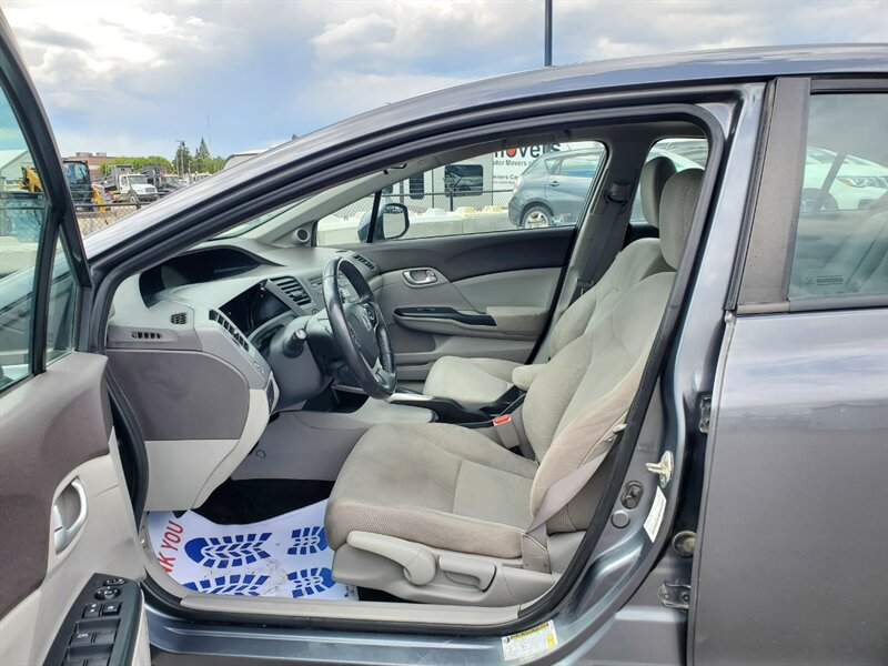 2012 Honda Civic EX - Photo 8 - Calgary, AB T2B 2Y9