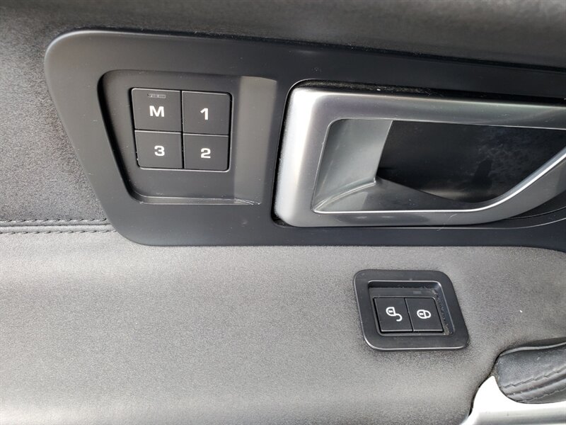 2017 Land Rover Discovery Sport HSE - Photo 11 - Calgary, AB T2B 2Y9