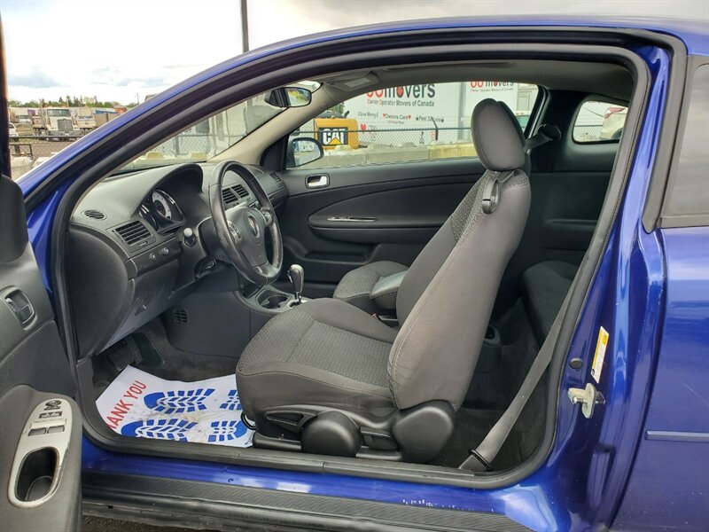 2007 Pontiac G5 - Photo 8 - Calgary, AB T2B 2Y9