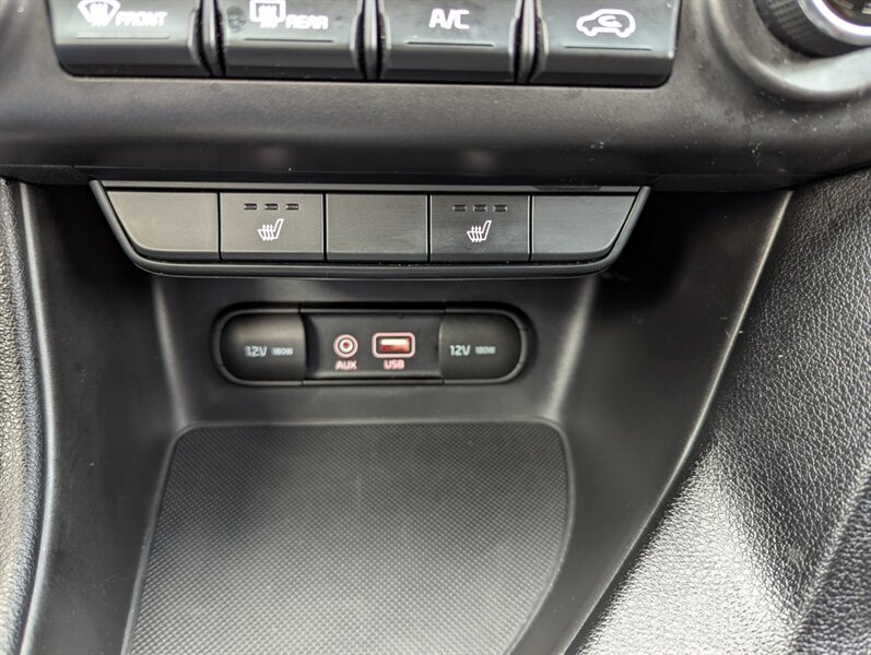 2017 Kia Sportage LX - Photo 22 - Calgary, AB T2B 2Y9