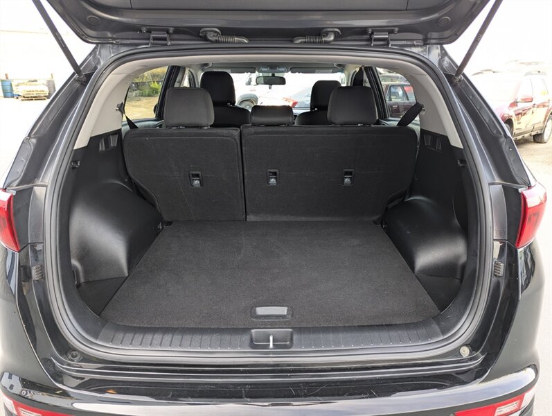 2017 Kia Sportage LX - Photo 33 - Calgary, AB T2B 2Y9