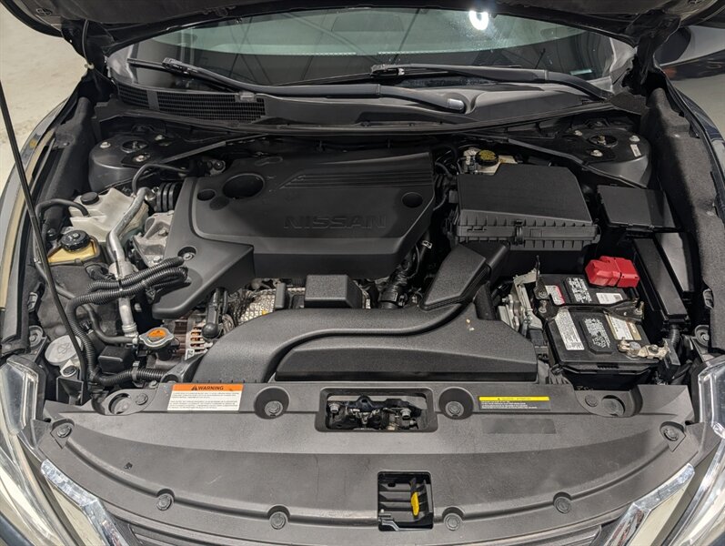 2016 Nissan Altima 2.5 SV - Photo 37 - Calgary, AB T2B 2Y9