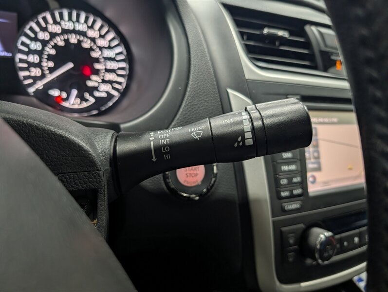 2016 Nissan Altima 2.5 SV - Photo 25 - Calgary, AB T2B 2Y9